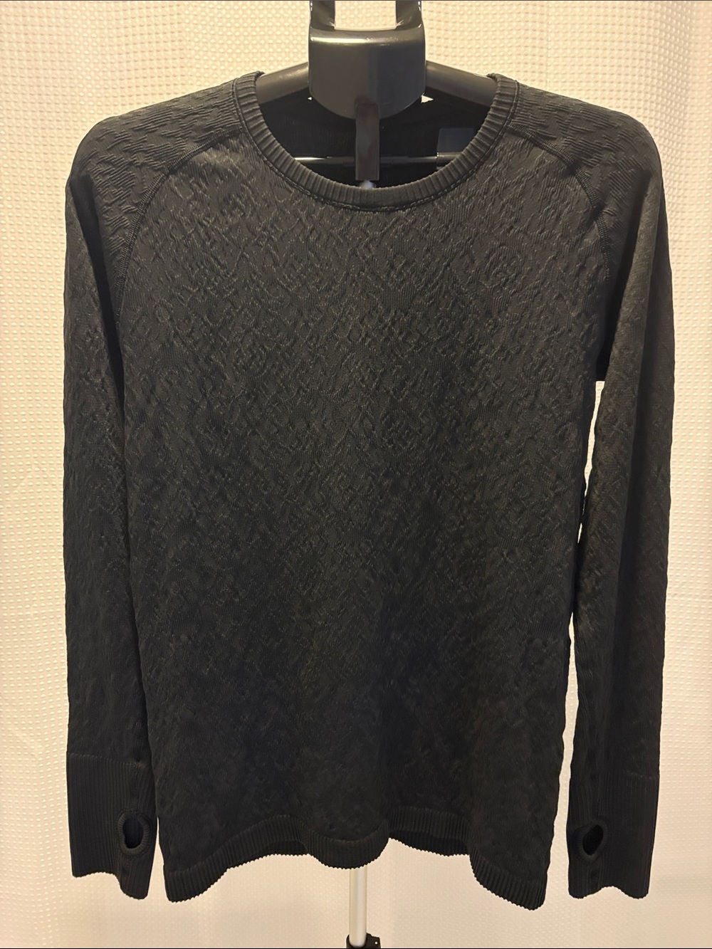 Lululemon Rest Less Pullover ~ 8 ~ Black